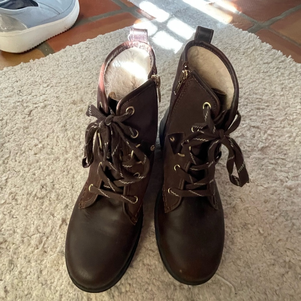 UGG chocolate lace up boots